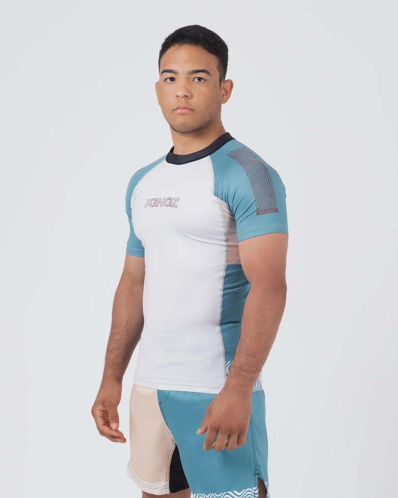 Flow Rashguard - Tan